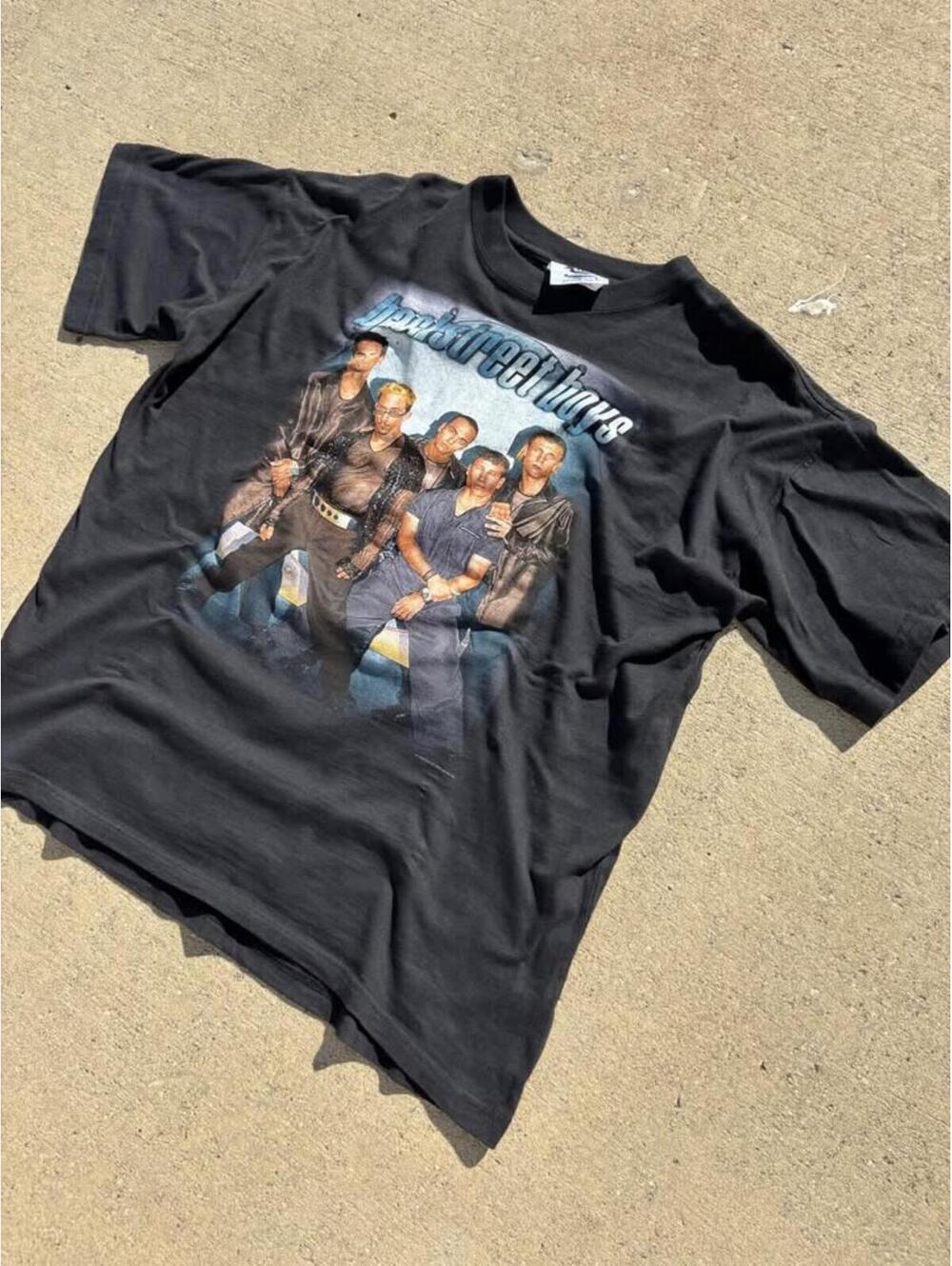 Vintage 1998 Backstreet Boys Black Graphic Band T-Shirt - Picture 3 of 9